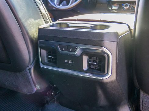 Used 2024 GMC Sierra 2500 Denali Ultimate AWD/4WD image 25