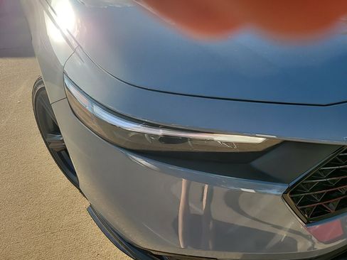 Used 2025 Honda Accord Sport image 11