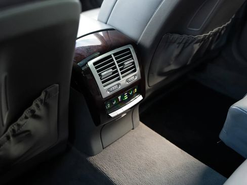 Used 2007 Mercedes-Benz S 65 AMG image 21