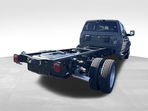 New 2026 RAM 5500 4x4 Crew Cab image 3