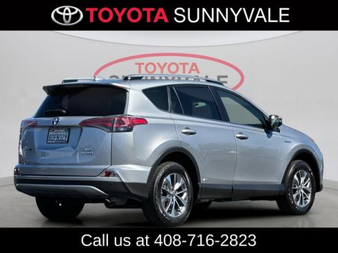 Used 2018 Toyota RAV4 XLE w/ Convenience Package AWD/4WD image 3