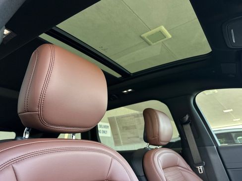 New 2026 Lincoln Nautilus Reserve AWD/4WD image 16