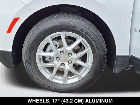 Used 2024 Chevrolet Equinox LT FWD image 11