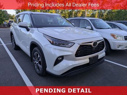 Used 2024 Toyota Highlander XLE
