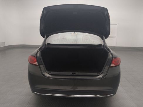 Used 2017 Chrysler 200 Limited Platinum image 29