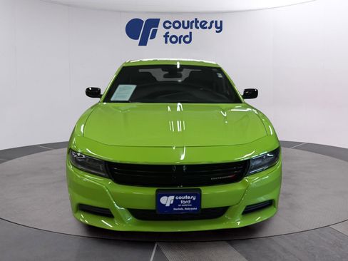 Used 2023 Dodge Charger SXT RWD image 2
