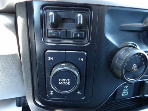 Used 2023 Ford F250 XL w/ XL Chrome Package AWD/4WD image 22