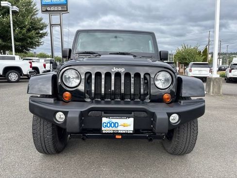 Used 2012 Jeep Wrangler Rubicon w/ Trailer Tow Group AWD/4WD image 8