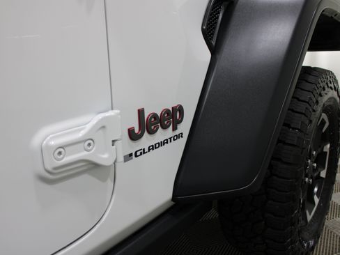 Used 2026 Jeep Gladiator Rubicon AWD/4WD image 26