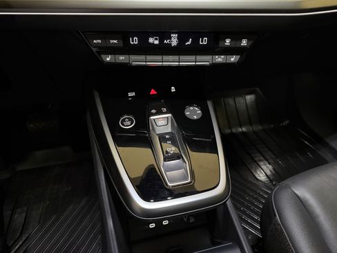 Certified 2023 Audi Q4 e-tron Premium w/ Convenience Package RWD image 19