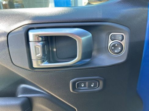 New 2026 Jeep Wrangler Unlimited Sport image 18