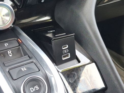 Used 2023 Acura MDX FWD w/ Technology Package image 23