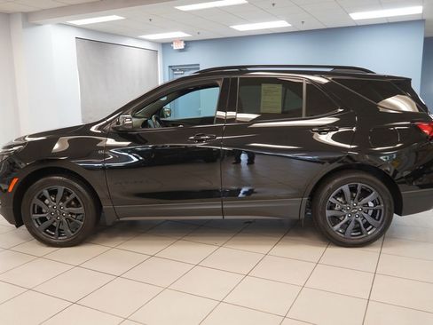 Certified 2023 Chevrolet Equinox RS w/ RS Leather Package FWD image 2