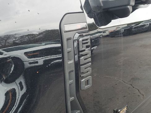 New 2026 Ford F250 Lariat w/ Lariat Ultimate Package image 40