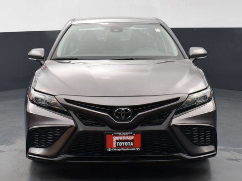 Used 2024 Toyota Camry SE FWD image 7