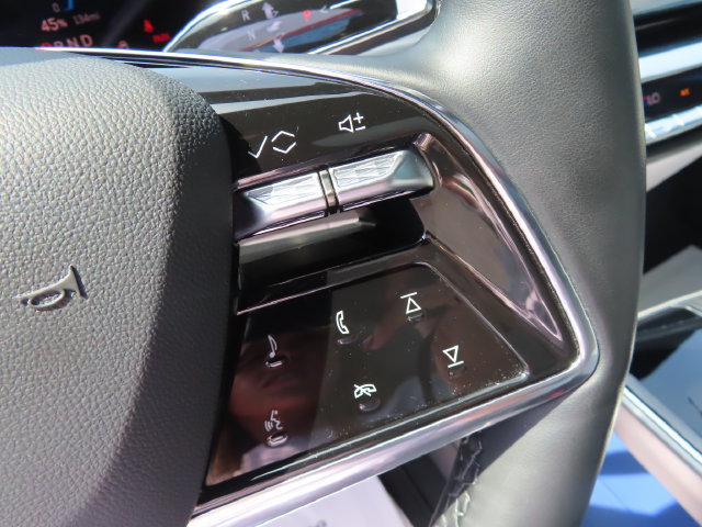 Certified 2024 Cadillac Lyriq Sport AWD/4WD image 17