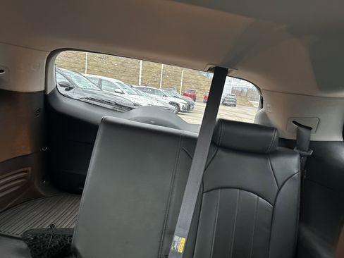 Used 2014 Buick Enclave Premium image 24