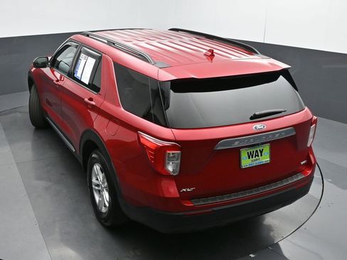 Used 2020 Ford Explorer XLT image 37