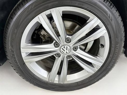 Used 2020 Volkswagen Jetta R-Line FWD image 29