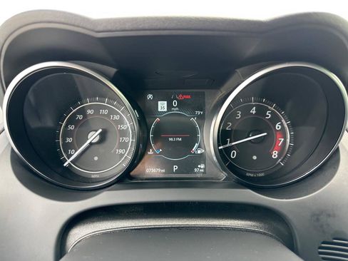Used 2019 Jaguar F-TYPE Convertible RWD image 21