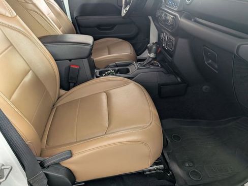 Used 2023 Jeep Wrangler Unlimited Sahara w/ Cold Weather Group image 30