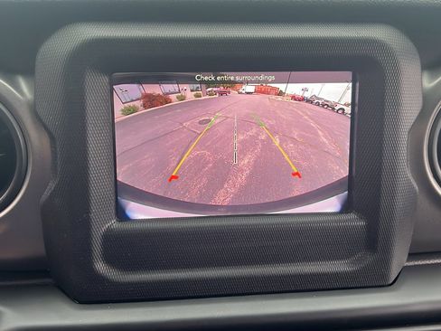 Used 2023 Jeep Wrangler Sport S image 24