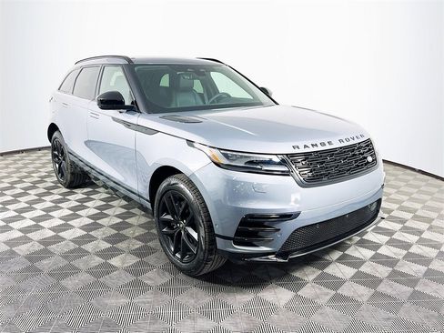 Used 2025 Land Rover Range Rover Velar Dynamic SE image 3
