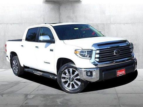 Used 2021 Toyota Tundra Limited w/ Limited Premium Package AWD/4WD image 2