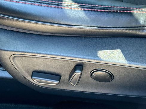 Certified 2025 Ford Escape ST-Line image 23