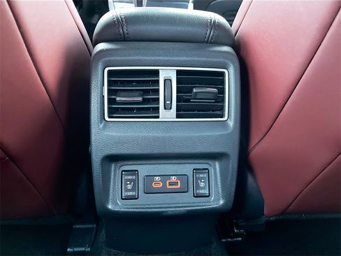 Used 2021 Nissan Maxima Platinum w/ 40th Anniversary Package image 28