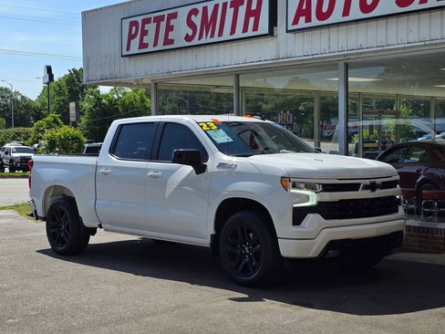 Used 2023 Chevrolet Silverado 1500 RST w/ Z71 Off-Road Package image 5