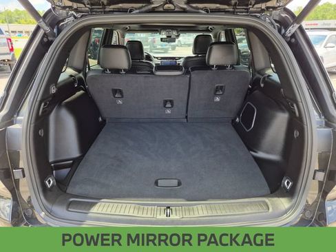 Certified 2024 Jeep Grand Cherokee Limited w/ Luxury Tech Group II AWD/4WD image 28