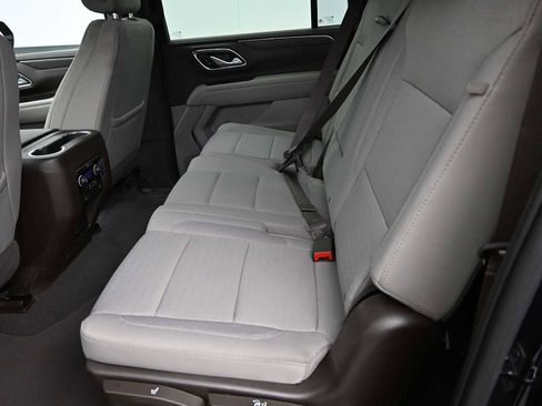 Used 2022 Chevrolet Suburban LS AWD/4WD image 22
