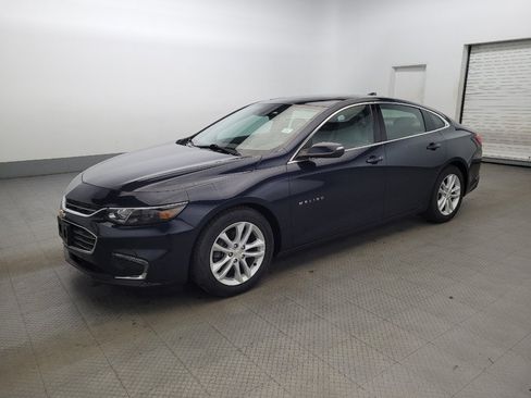 Used 2017 Chevrolet Malibu Hybrid w/ Leather Package image 2