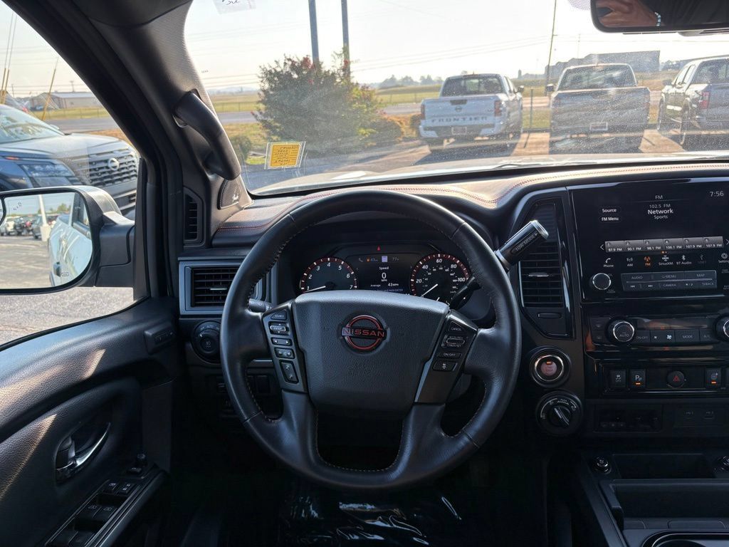Used 2024 Nissan Titan PRO-4X w/ Pro-4x Convenience Package AWD/4WD image 21