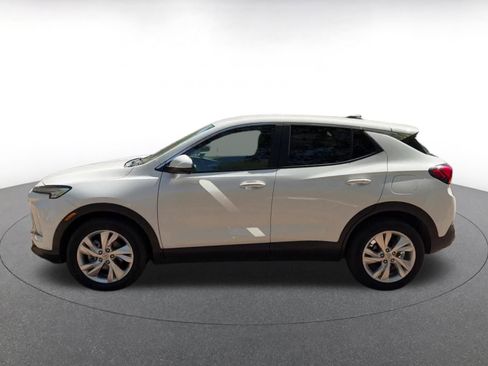 Used 2025 Buick Encore GX Preferred image 9