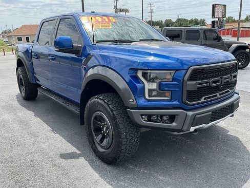 Used 2018 Ford F150 Raptor w/ Equipment Group 802A Luxury AWD/4WD image 7