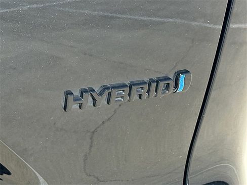 Used 2024 Toyota Corolla Cross S image 7