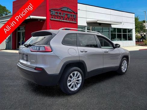 Used 2021 Jeep Cherokee Latitude FWD image 5