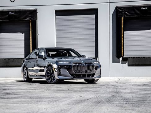 New 2026 BMW 760i xDrive w/ Executive Package AWD/4WD image 12