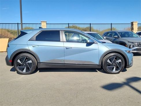 New 2026 Hyundai Ioniq 5 SEL image 27