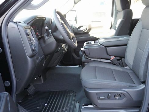 New 2026 Chevrolet Silverado 2500 Custom image 8