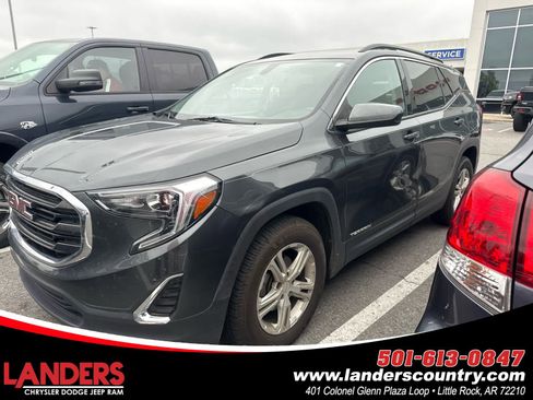 Used 2019 GMC Terrain SLE w/ Driver Convenience Package FWD image 1