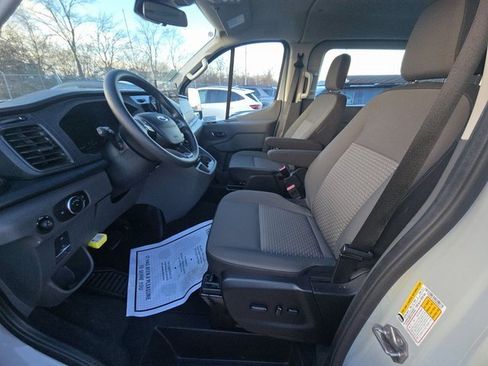 Used 2024 Ford Transit 350 XLT image 3