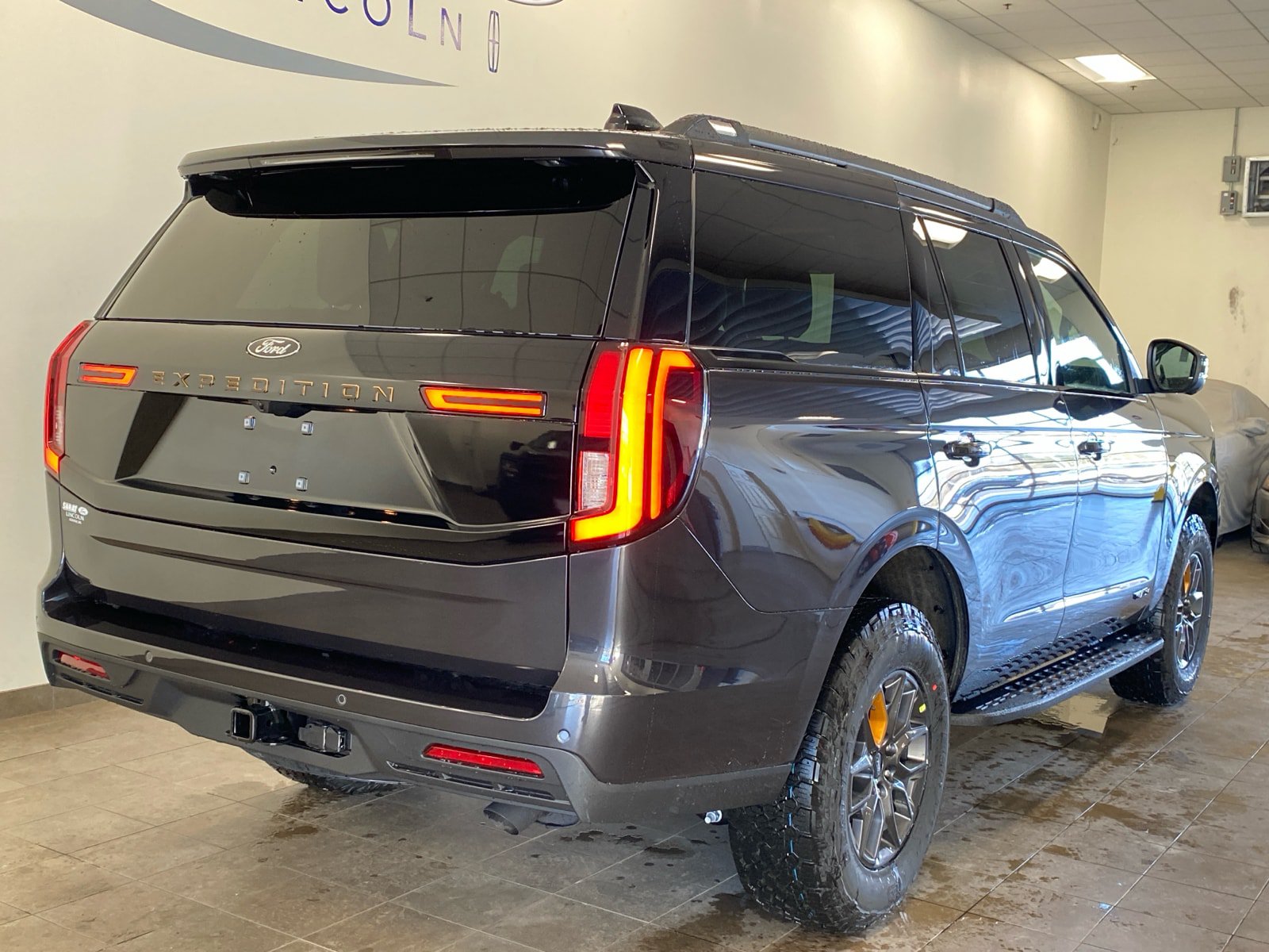 New 2026 Ford Expedition Tremor AWD/4WD image 10