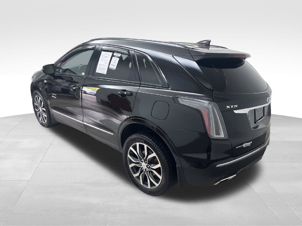 Used 2023 Cadillac XT5 Sportv w/ Technology Package AWD/4WD image 4
