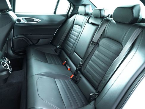 New 2024 Alfa Romeo Giulia Veloce image 30