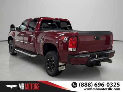 Used 2014 GMC Sierra 3500 Denali AWD/4WD image 5