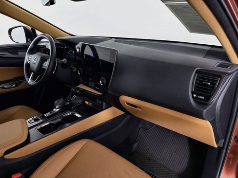 Certified 2025 Lexus NX 350 AWD w/ Cold Area Package image 27