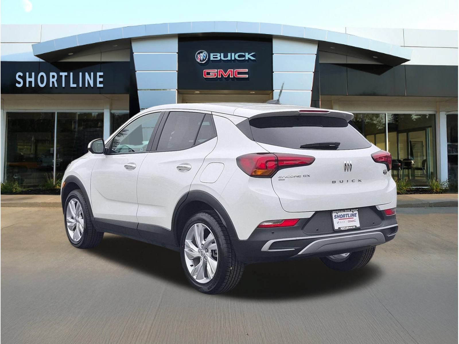 Used 2024 Buick Encore GX Preferred w/ Advanced Technology Package AWD/4WD image 5